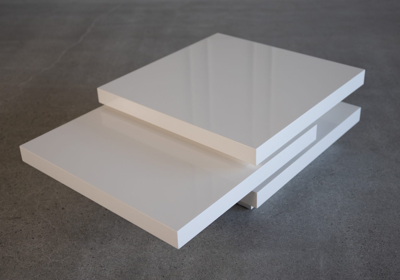 Camosun Coffee Table White Details