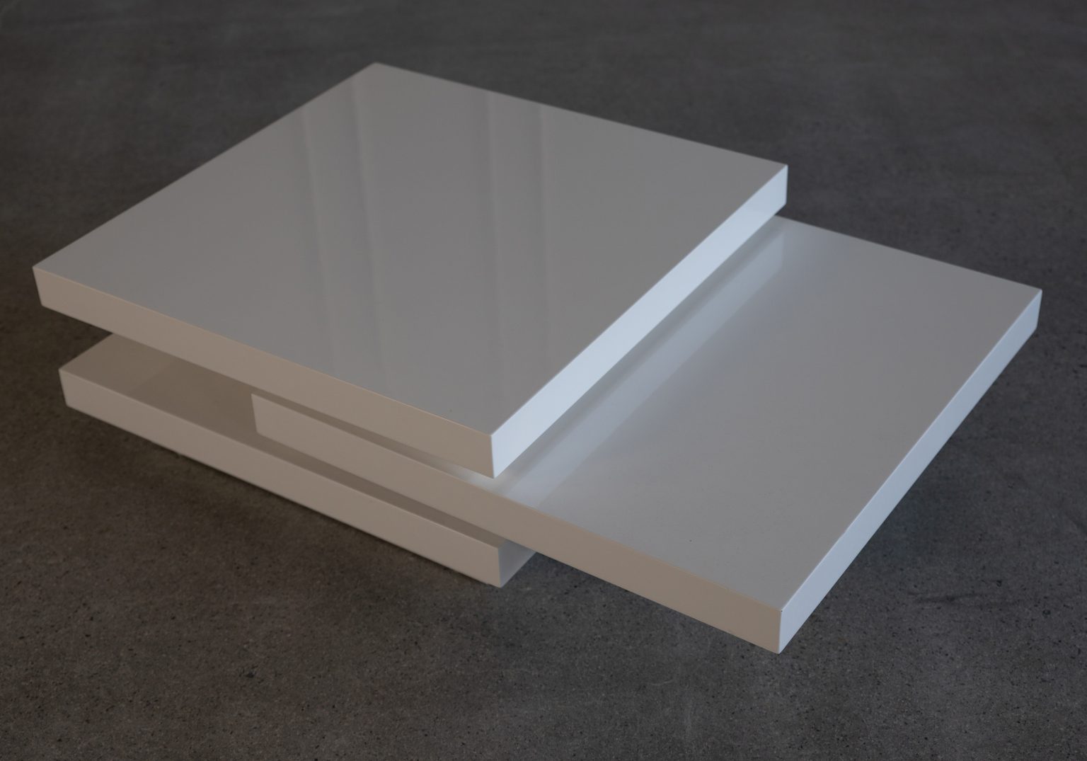 Camosun Coffee Table White Details