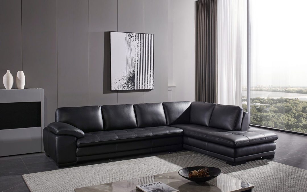 Hilo Sectional in Black, SR