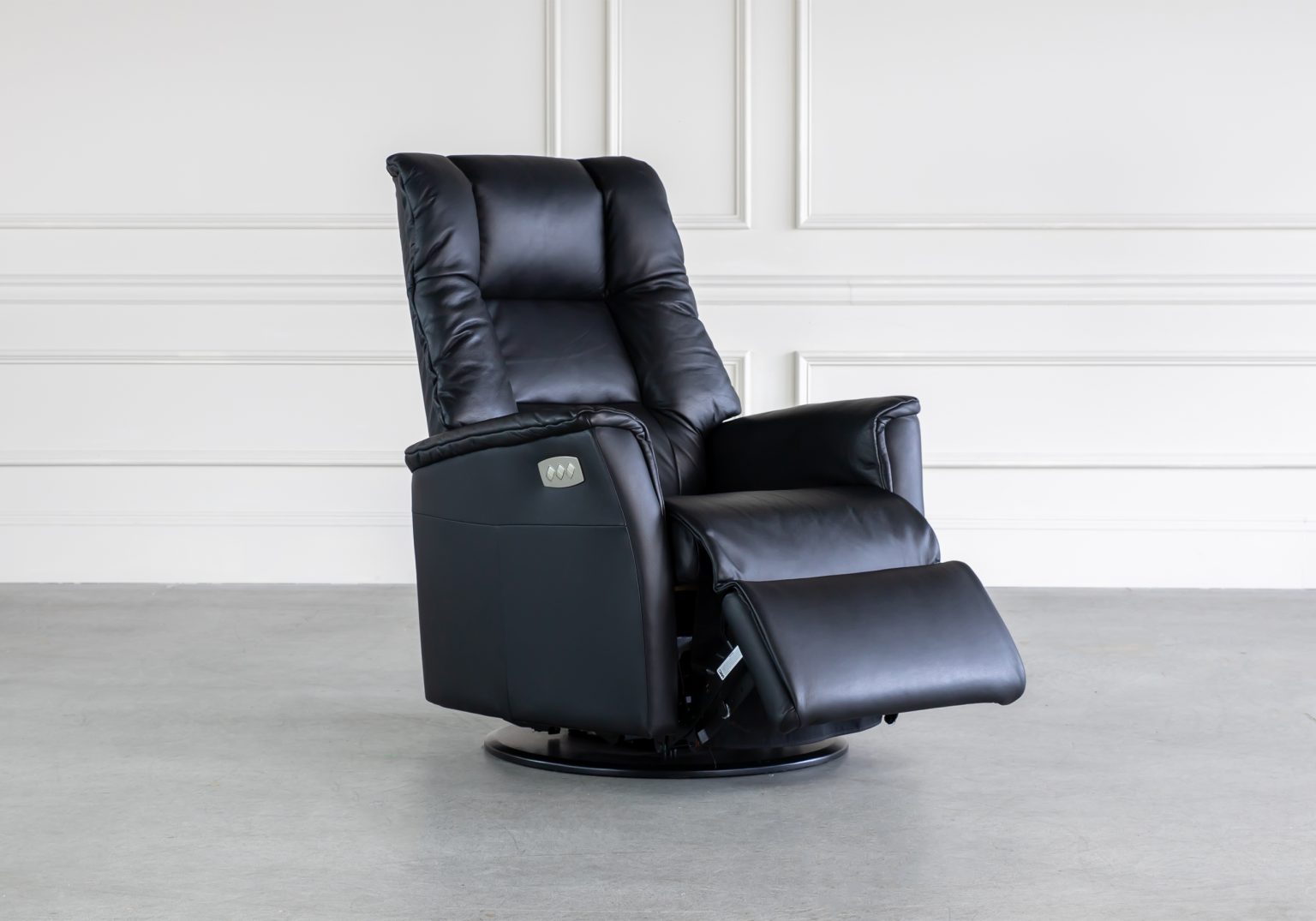 Victor Recliner Trend Tuxedo Angle Recline