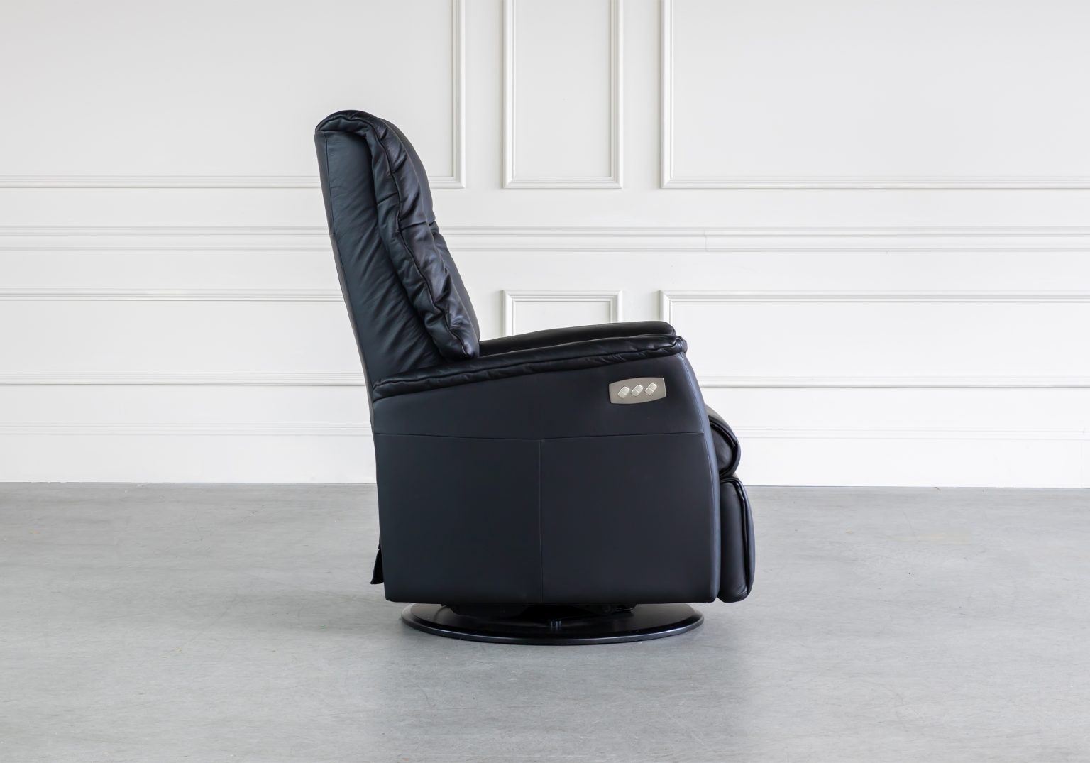 Victor Recliner Trend Tuxedo Side