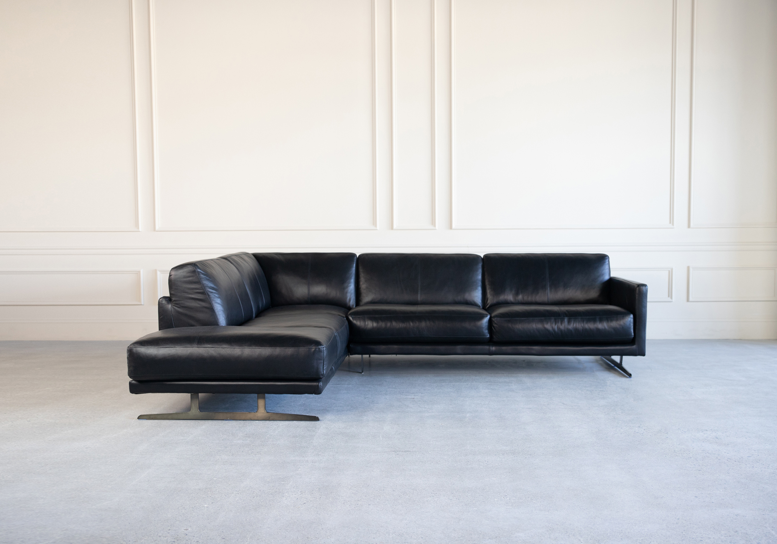 Larsen Leather Deluxe Series