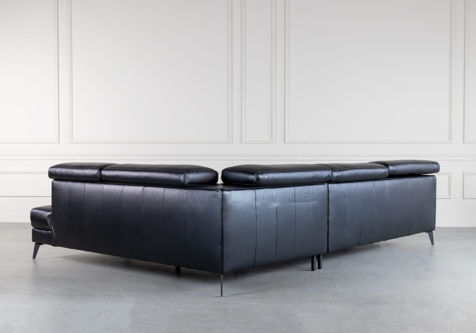 Marki Sectional Black Angle Back SR