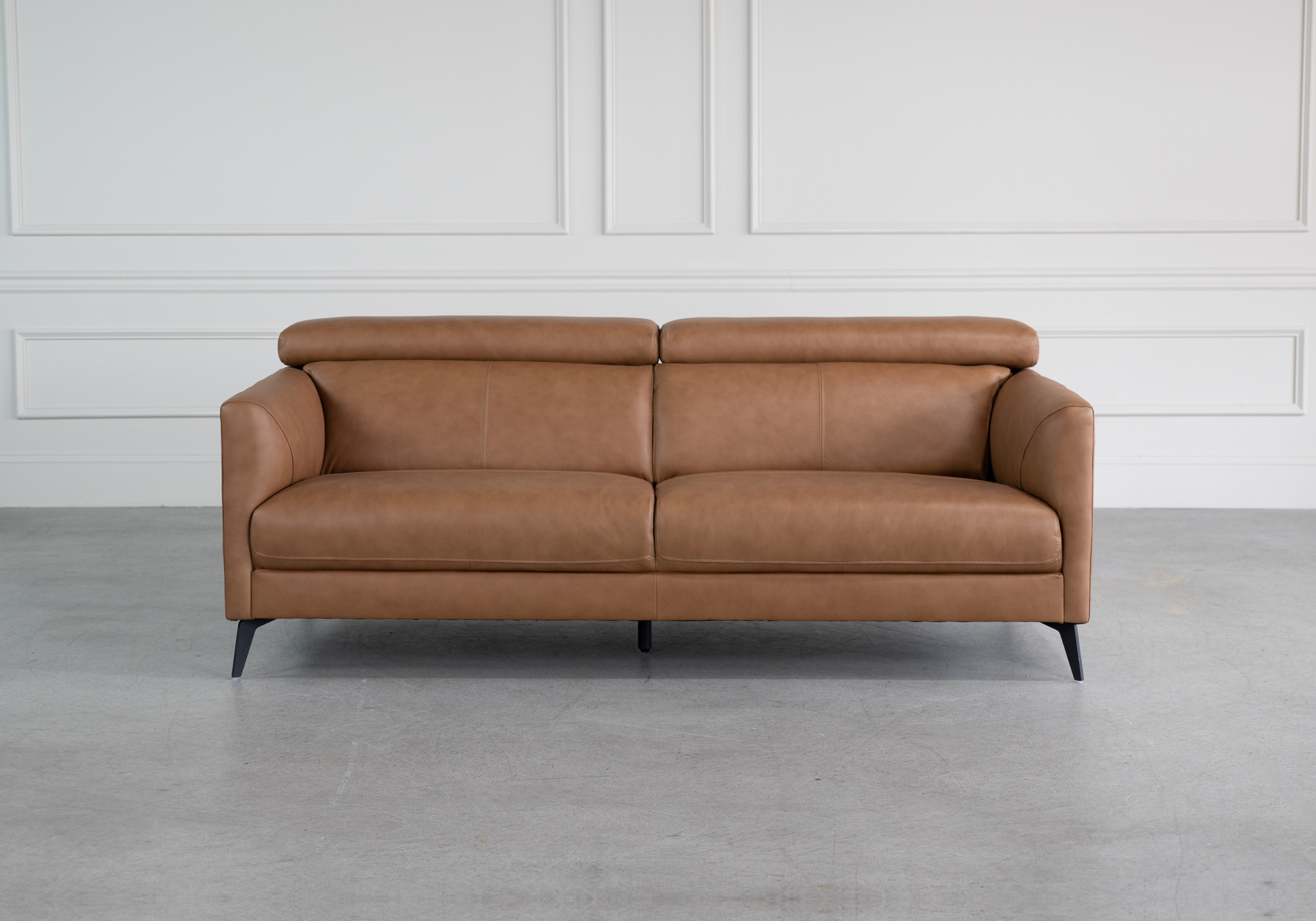 Marki Sofa Butter Front