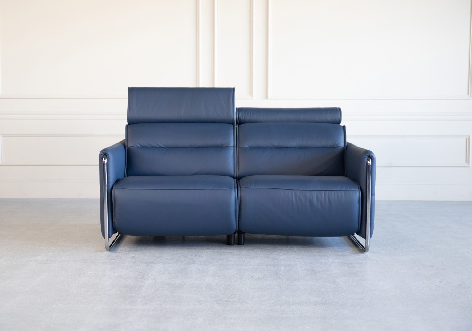Emily Loveseat Paloma Oxford Blue Headrest Up