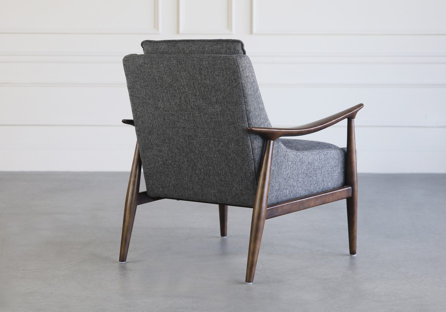 Santan Chair Pepper Back