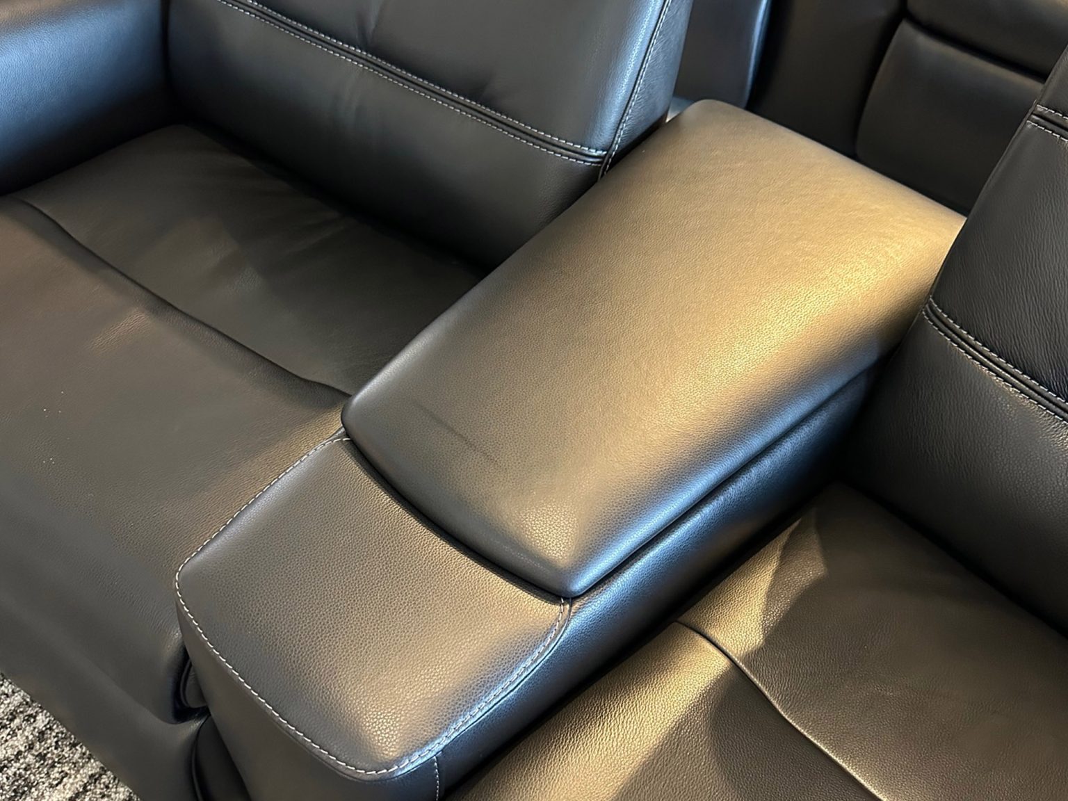 King Theatre Seating Cup Holder Closed 2 Seater