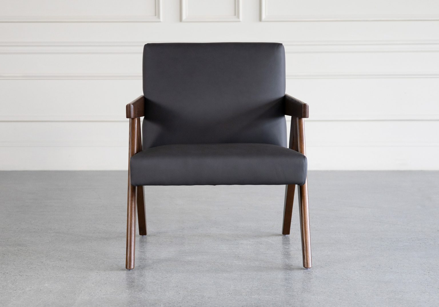 luka accent arm chair piombo front