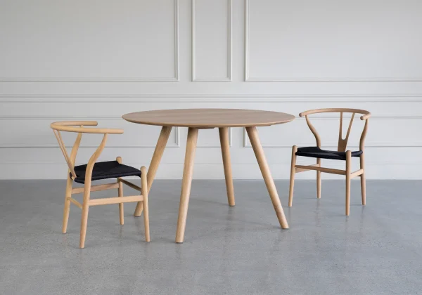 Malthe Round Dining Table with Chairs