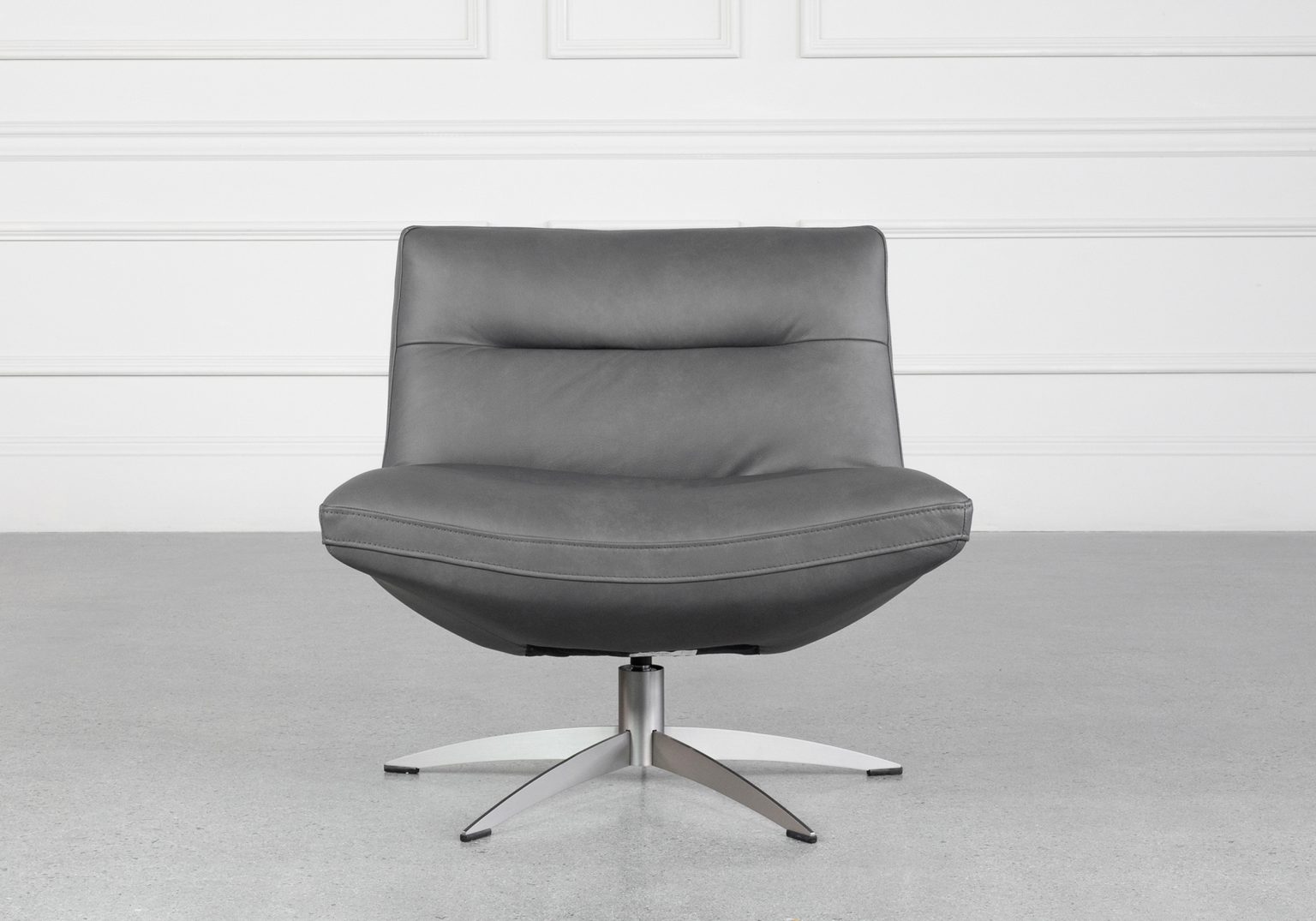 Leeds Leather Swivel Chair Front