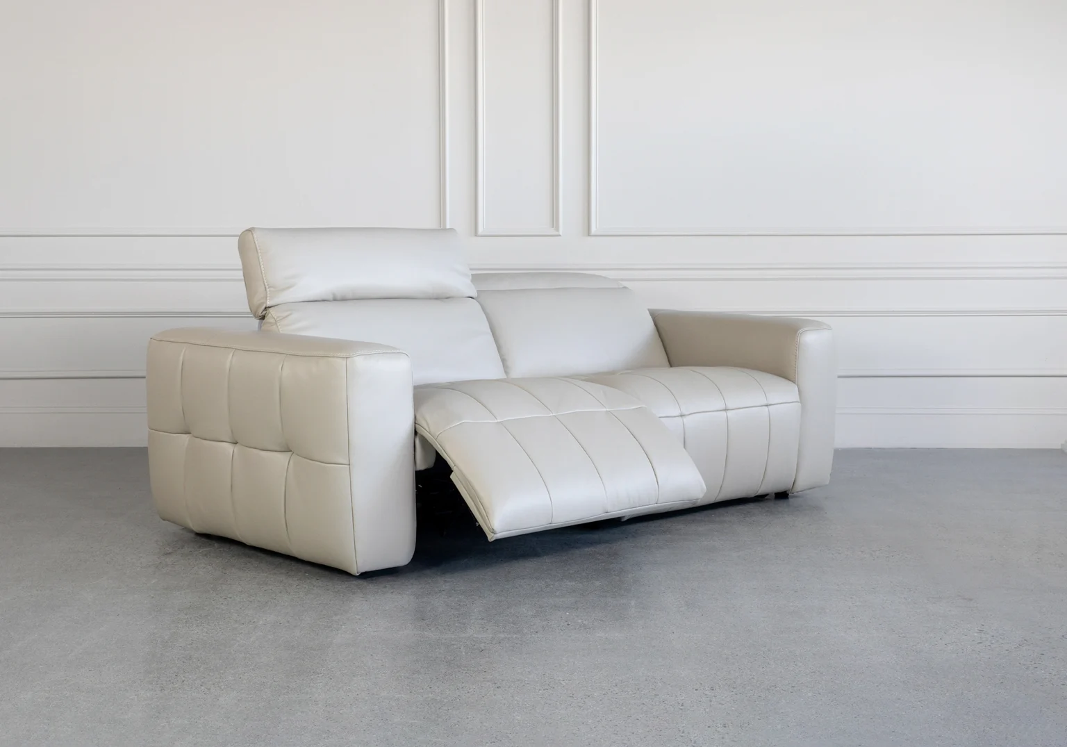 Haven Taupe M5652 Leather Sofa Angle R 1