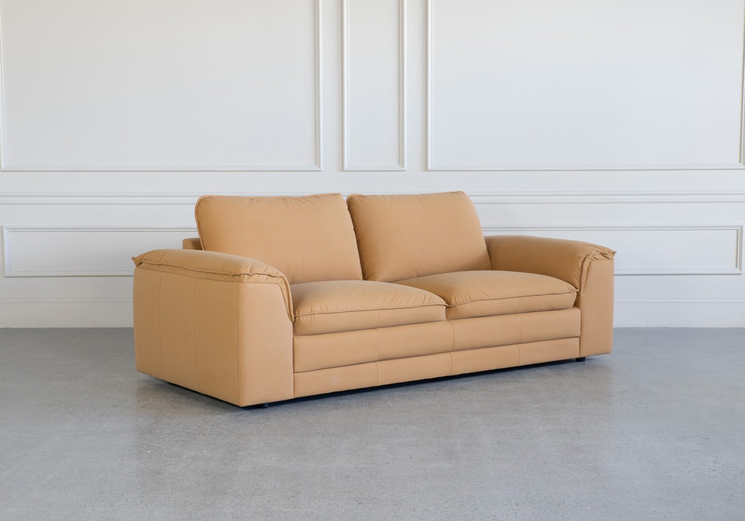 Nicole Sofa Peru Angle