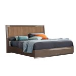 Fifth Avenue Platform Queen Bed