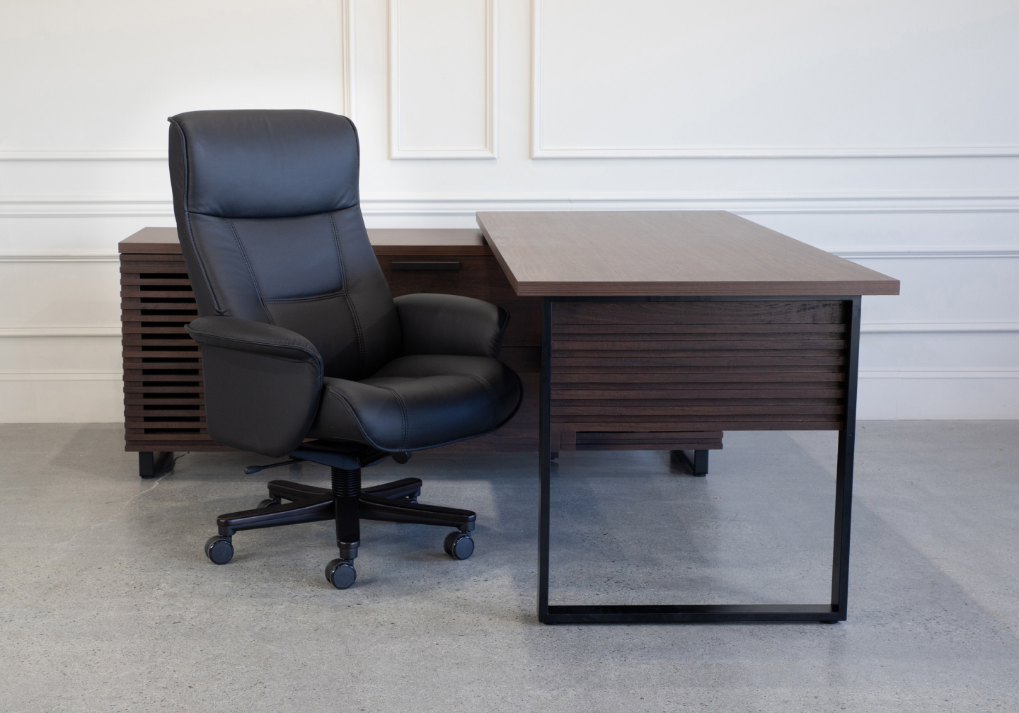Bisana Executive Desk Chair Front